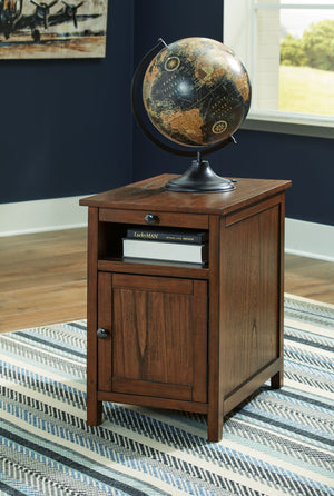 Treytown - Chair Side End Table #darkbrown