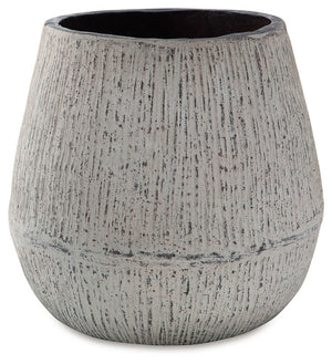 Claymount - Vase #10''wx10''dx10''h