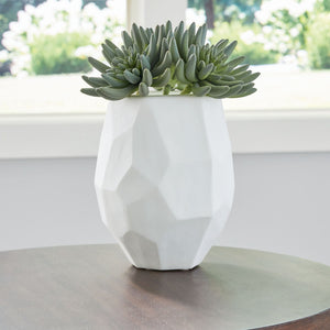 Karenton - Vase #8''wx8''dx10''h