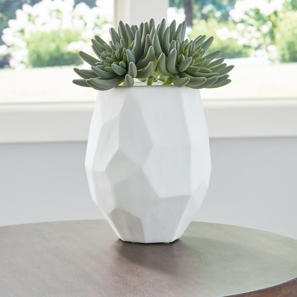 Karenton - Vase #8''wx8''dx10''h