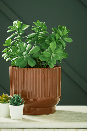 Avalyah - Vase #8.88"wx8.88"dx7.88"h