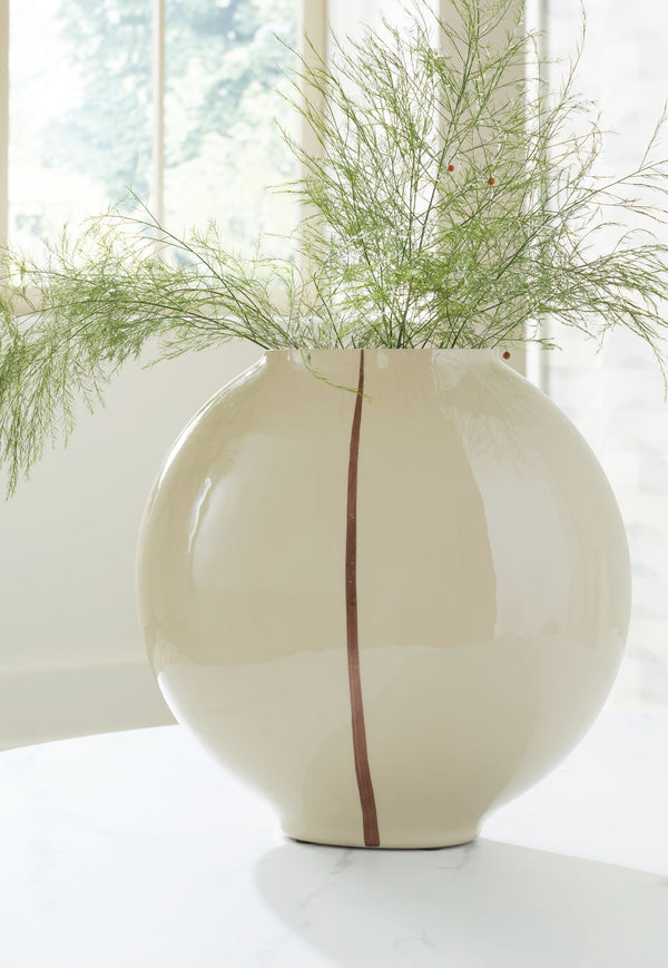 Sheabourne - Vase #14''wx8''dx13''h
