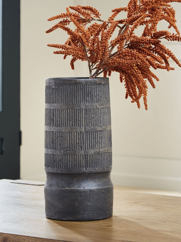 Beninworth - Vase #8"wx8"dx16"h