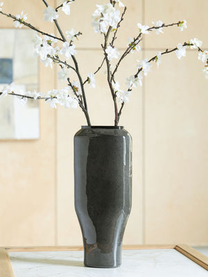 Kierlain - Vase #7"wx5"dx16"h