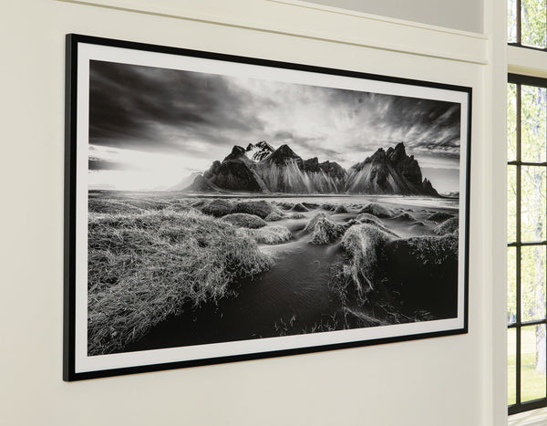Delstone - Wall Art - Black / White