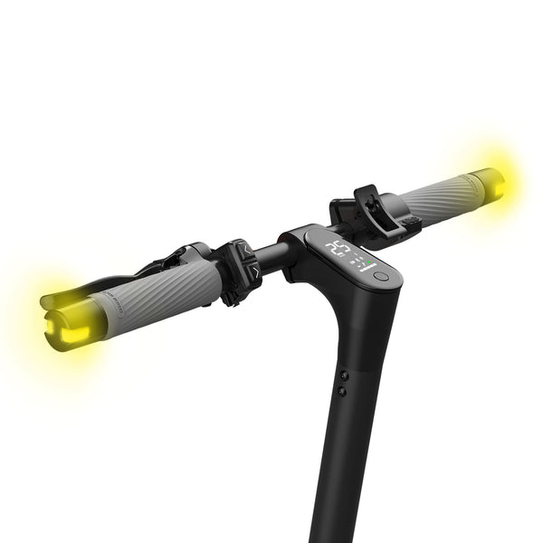 5th Wheel - V10MAX Foldable Electric Scooter w/ 12 mi Max Range and 18 mph Max Speed - Black