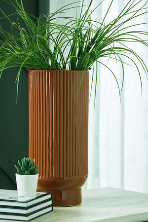 Avalyah - Vase #6.88"wx6.88"dx14.88"h