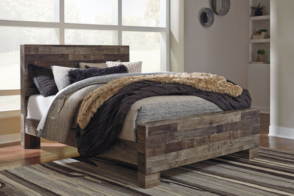 Derekson - Panel Bed #queen #none