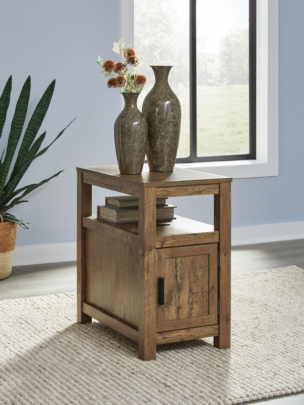 Fendenmore - Chair Side End Table #lightbrown