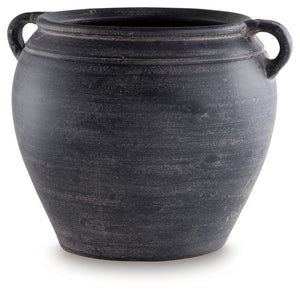 Meadie - 9" Vase #black