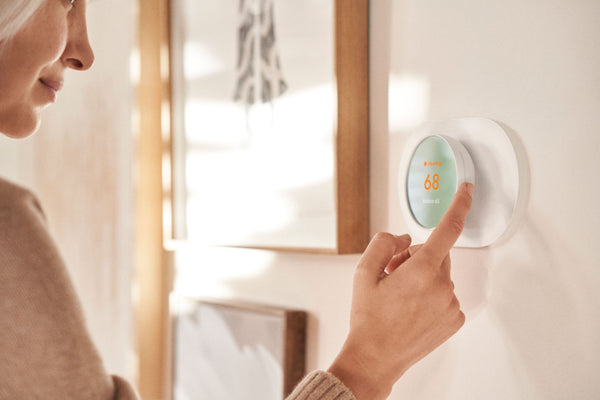 Google - Nest Thermostat - Programmable Wi-Fi Smart Thermostat - Snow