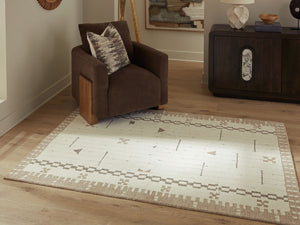 Dot - Rug #5'x7'