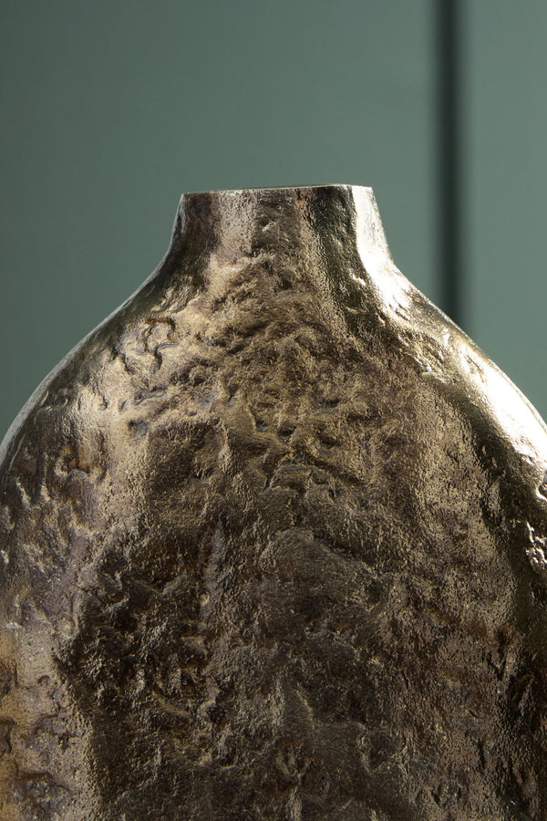 Wallmond - Vase #7"wx4"dx16"h