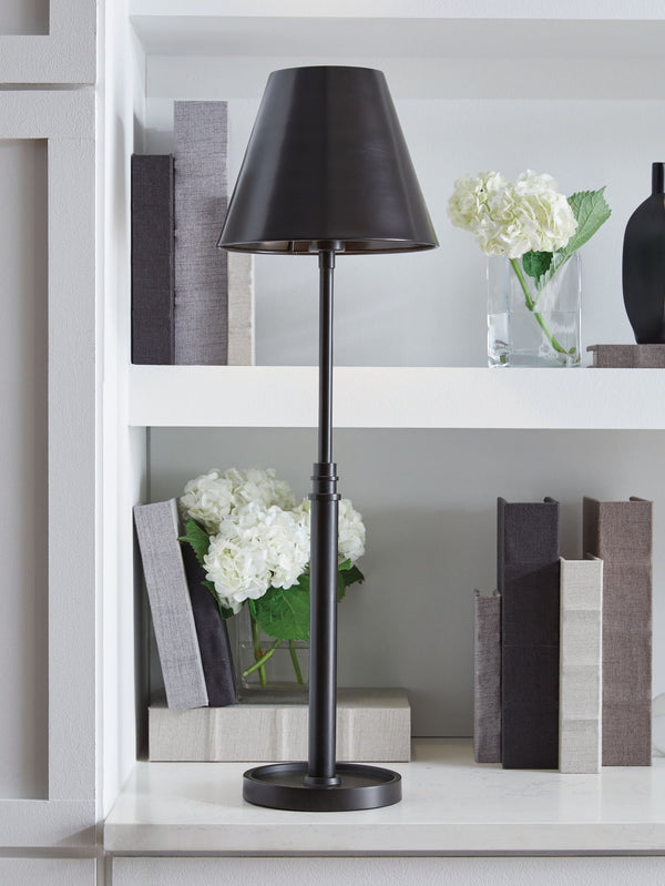 Wimner - Metal Lamp #tablelamps
