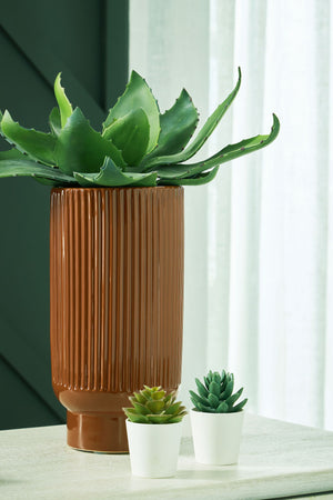 Avalyah - Vase #5.88"wx5.88"dx12"h