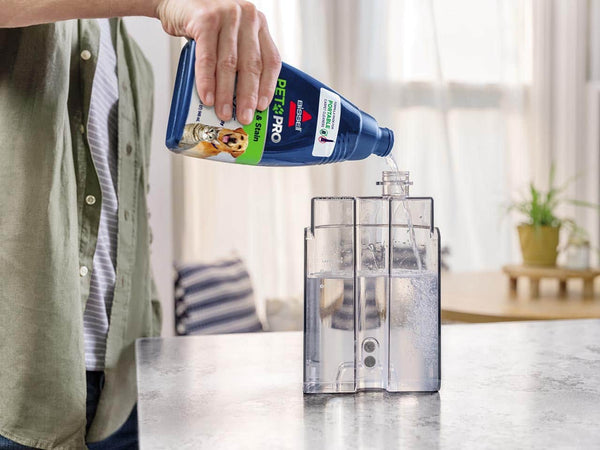 BISSELL - Little Green ProHeat Pet Portable Carpet Cleaner - Wasabi