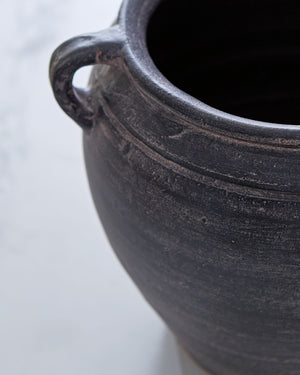 Meadie - 9" Vase #black