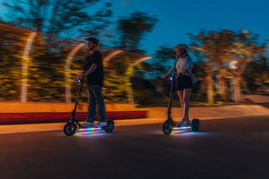 5th Wheel - AURAPRO Foldable Electric Scooter w/ 20 mi Max Range and 20 mph Max Speed - Black