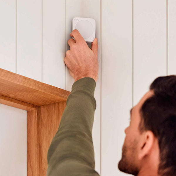 Ring - Alarm Pro Home Security Kit 8 Pieces - White