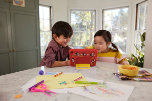 Amazon - Fire HD 8 Kids – Ages 3-7 (2022) 8" HD Tablet 32 GB with Wi-Fi - Disney Mickey Mouse
