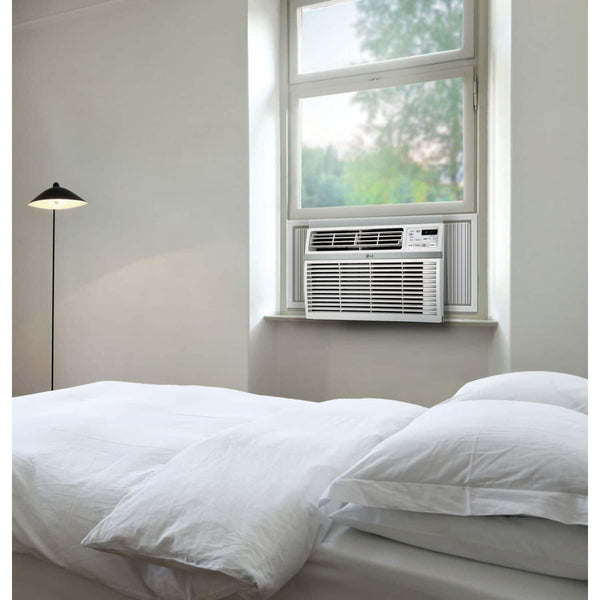 LG - 550 Sq. Ft. 12,000 BTU Window Air Conditioner - White