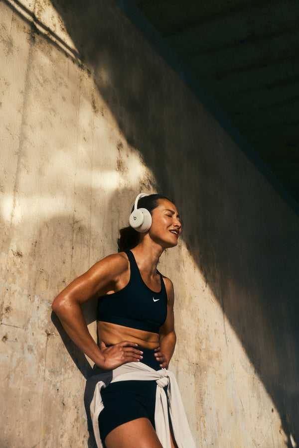 Beats - 360 Over-the-Ear Headphones - with Performance Knit Cushions - Cloud