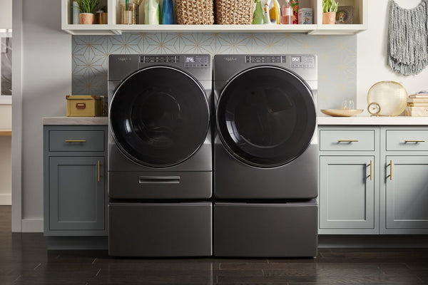 5.0 cu. ft. Front Load Washer with Load & Go™ XL Dispenser #chromeshadow