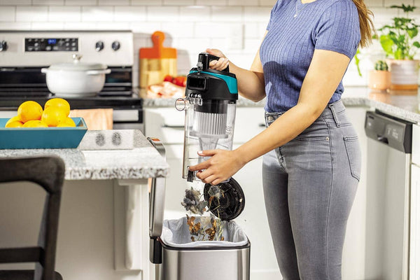 BISSELL - CleanView Rewind Upright Vacuum Cleaner - Black with Electric Blue accents