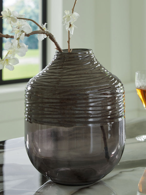 Harpwick - Vase #8"wx8"dx10"h