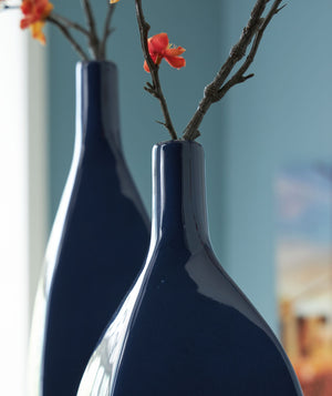 Abtinson - Vase #7"wx5"dx12"h