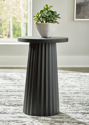Ceilby - Accent Table #black #14''wx14''dx21''h