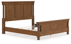 Rowlenstown - Poster Bed #lightbrown #king