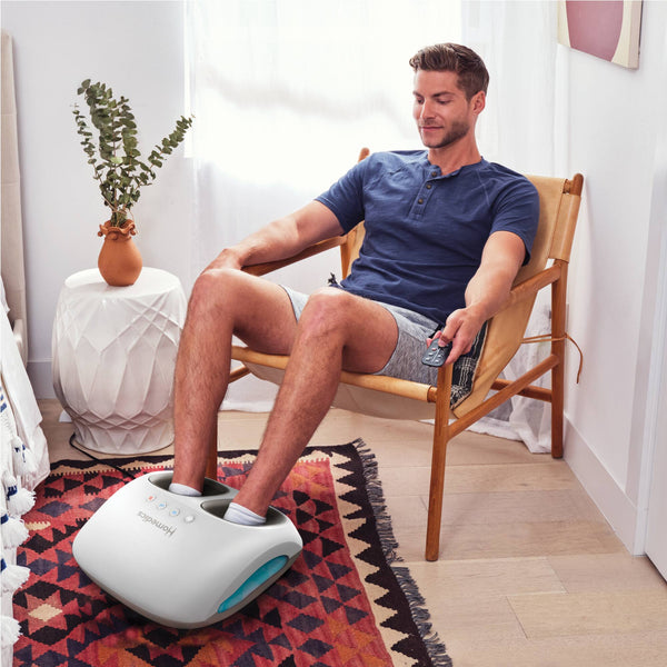 Homedics - Shiatsu + air 4.0 foot massager with heat - White