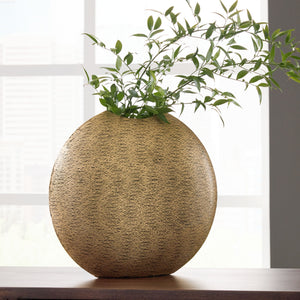 Iansboro - Vase #16''wx6''dx15''h