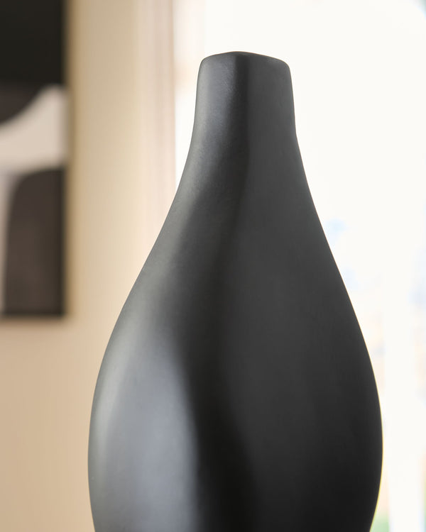 Judsen - Vase #5"wx5"dx18"h