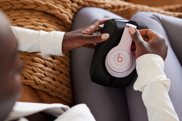 Beats - Solo 4 Wireless On-Ear Headphones - Cloud Pink