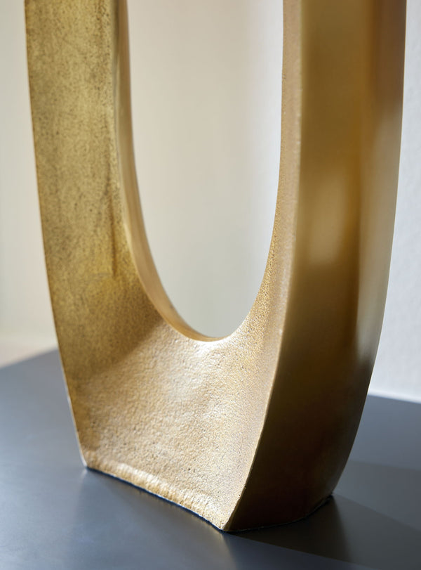 Lawtonville - Vase #10"wx3"dx22"h