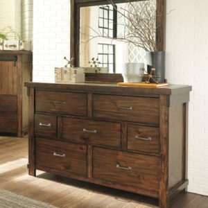Lakeleigh - Brown - Dresser, Mirror