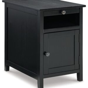 Treytown - Black - Chair Side End Table