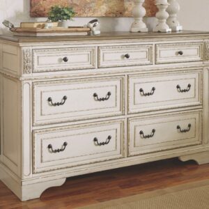 Realyn - White / Brown / Beige - Dresser - 7-drawer