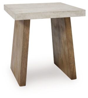 Brendalhouse - Light Brown - Square End Table